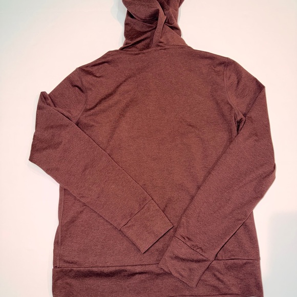 Vuori hooded zip XS like new - Picture 6 of 8